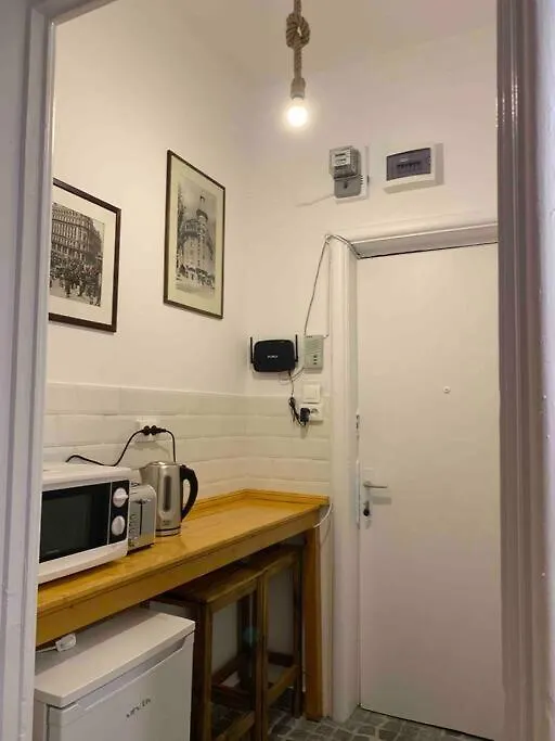 Charming 1937 #Victory Avenue Apartment Bucureşti